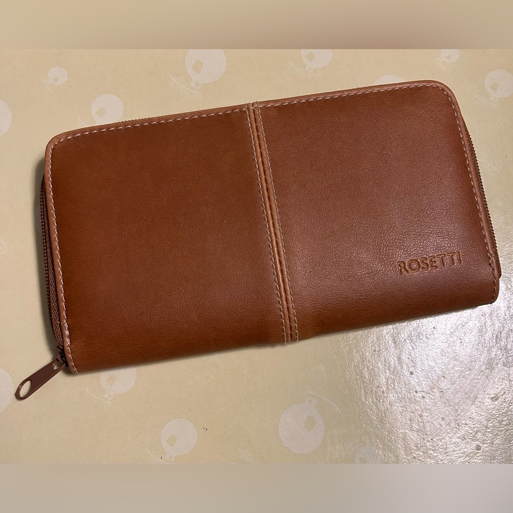 Rosetti Women’s Brown Leather Wallet//Excellent Condition//No Flaws✨✨✨✨✨